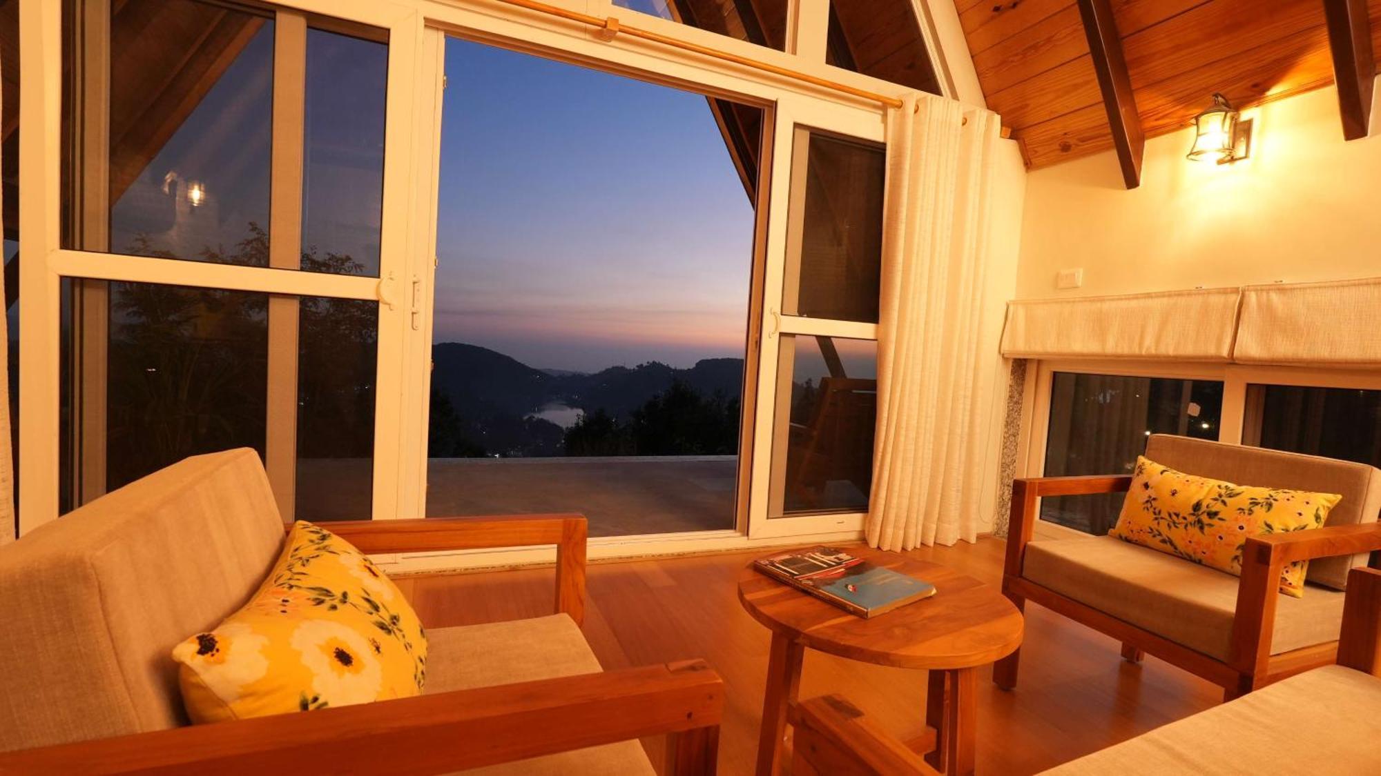 Amã Stays & Trails Godhuli Timur, Naukuchiatal Nainital Exterior photo